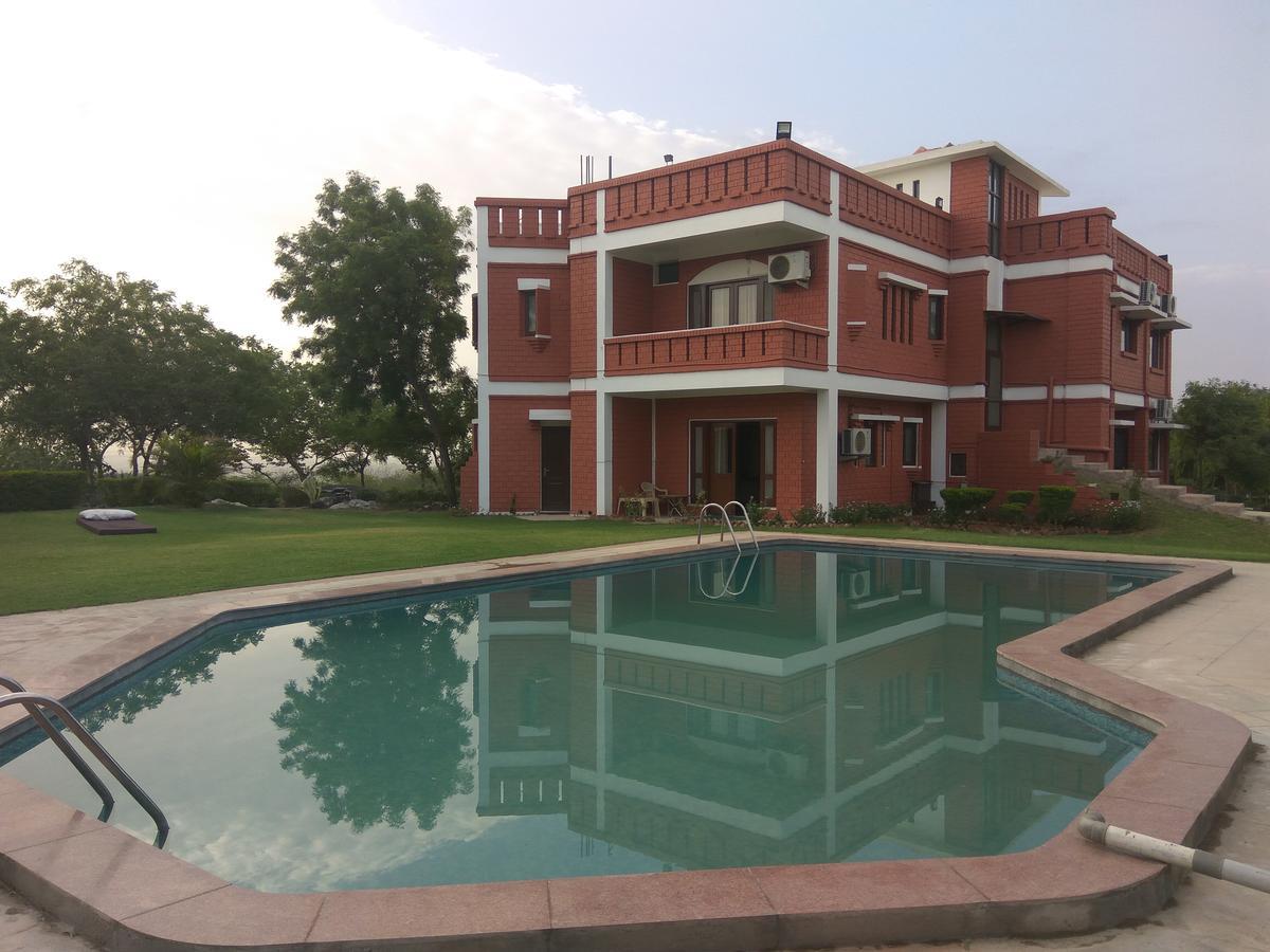 Hotel Nature Lovers Farm Gurgaon Exterior foto